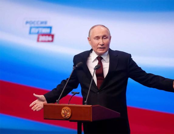 Βλαντιμίρ Πούτιν: Απόλυτος νικητής σε μια εκλογική αναμέτρηση χωρίς αντίπαλο – Πρόεδρος για άλλα έξι χρόνια