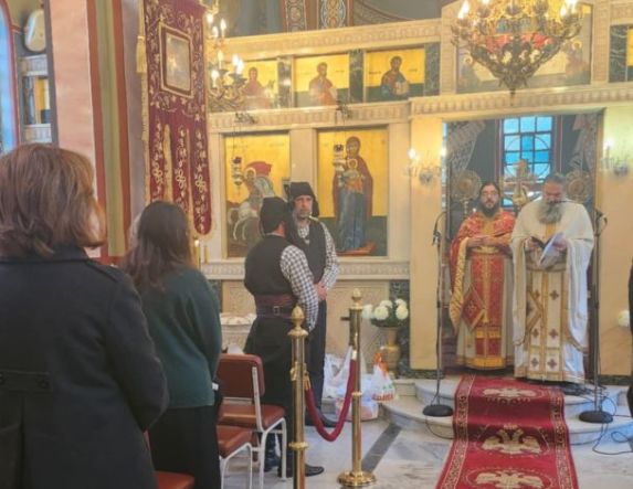 Εορταστική Λειτουργία και Πάνδημο Ετήσιο Μνημόσυνο στην Μονή «Αγίου Γεωργίου Περιστερώτα»