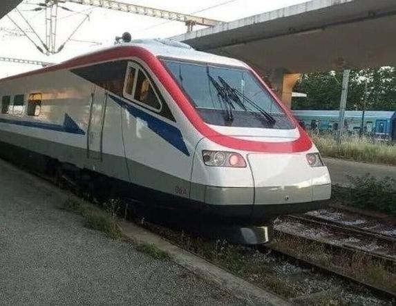 Ομάδα Δράσεων Ενεργών Πολιτών Δ. Αλεξάνδρειας -Πολίτες Δήμου Βέροιας: Επιστολή στον Πρωθυπουργό για την  προαστιακή σιδηροδρομική σύνδεση  Ημαθίας και Πέλλας με την Θεσσαλονίκη