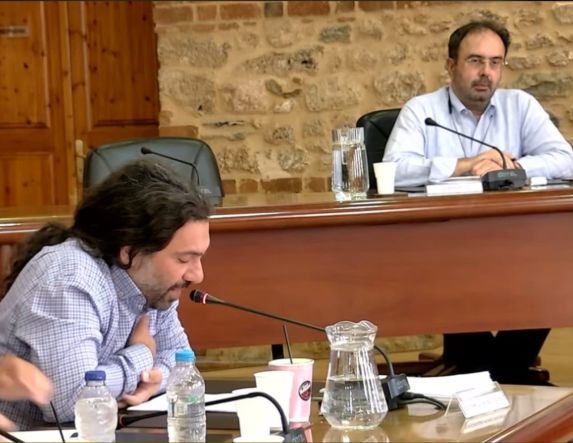 Η Μπατσαρά, η καθαριότητα, οι «αφρικανοί επισκέπτες», το σορτσάκι και η «συμμορία», στο δημοτικό συμβούλιο Βέροιας