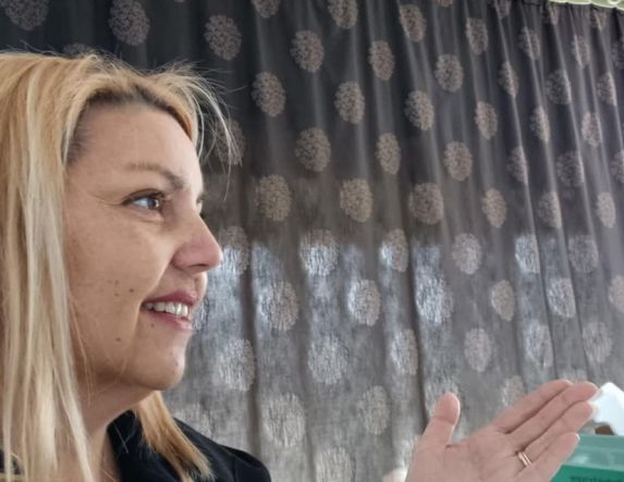 Tοποθέτηση απινιδωτή στο ΚΕΔΑΣΥ Ημαθίας εις μνήμην της εκπαιδευτικού Γεωργίας Κούτλα 