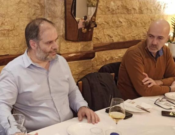 Τα έργα και τις στρατηγικές προτεραιότητες του Δήμου Νάουσας, παρουσίασε ο δήμαρχος στα τοπικά ΜΜΕ -Νοσοκομείο, Καλλιτεχνικό Σχολείο, ΕΚΕΤΑ, εμφιάλωση νερού,  ακίνητο Βαρβαρέσου και “Βέρμιον”, στο «μενού» της συνάντησης