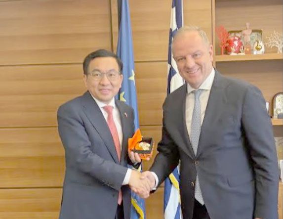 Συνάντηση Σταμενίτη, με τον Πρέσβη της Λαϊκής  Δημοκρατίας της Κίνας στην Ελλάδα