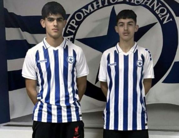 Δυο νεαροί παίκτες,  ο Στέργιος Γιαννακίδης και ο Αλέξανδρος Τσιάρας, από την ΑΕΠ Βέροιας στον Ατρόμητο