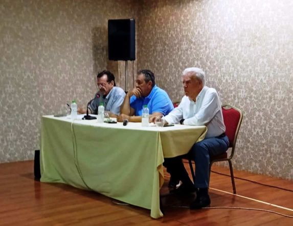 Στο επίκεντρο οι αποζημιώσεις και η στήριξη του αγροτικού κόσμου     Σύσκεψη των Επιμελητηρίων Ημαθίας και Πέλλας με τη συμμετοχή της ΕΘΕΑΣ