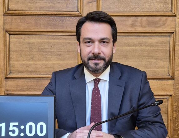 Τάσος Μπαρτζώκας: Αδικούνται οι επαγγελματίες των χωριών της περιφέρειας – Απαραίτητη η διόρθωση του διοικητικού κριτηρίου για τη φορολογική έκπτωση.