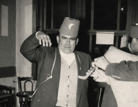 ΜεΜιαΜατια Ο θείος Δημητρός