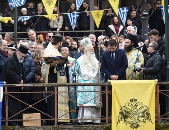 Με λαμπρότητα ο εορτασμός των Θεοφανίων στη Νάουσα και σε ολόκληρο τον Δήμο