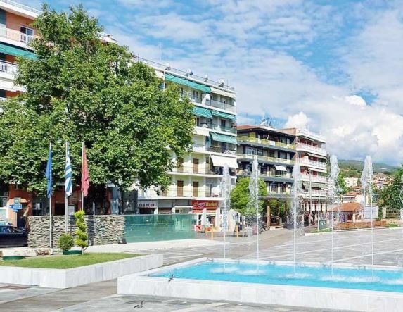 Ως ενιαίος χώρος θα μελετηθεί η Πλατεία Ωρολογίου, τα παλιά δικαστήρια και το Βήμα Απ. Παύλου