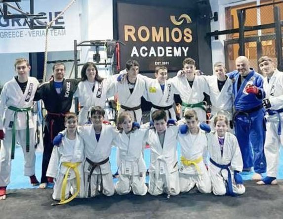 Romios Team - Παρουσίαση και προώθηση του combat & contact jiu jitsu