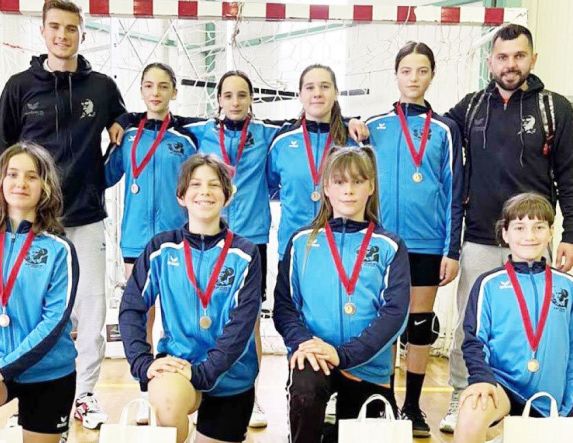 «Τρίτες» οι μικρές χαντμπολίστριες του Ζαφειράκη στο Mountain Easter Camp!