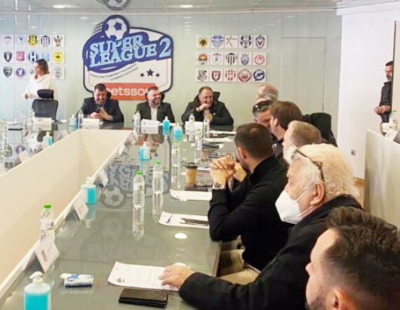 Ο Αυγενάκης παίζει τα… ρέστα του για να αλώσει τη SL2!!