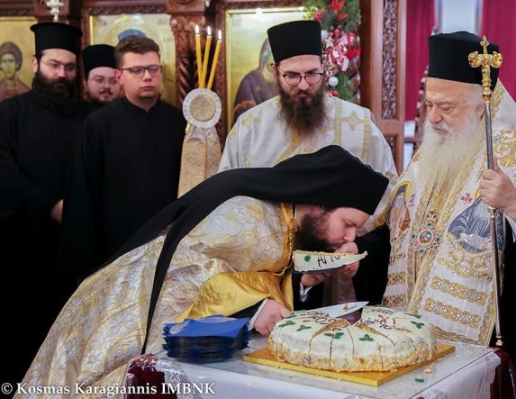 Κοπή Βασιλόπιτας στον υπό ανέγερση Ναό του Αγίου Λουκά στην Παναγία Δοβρά