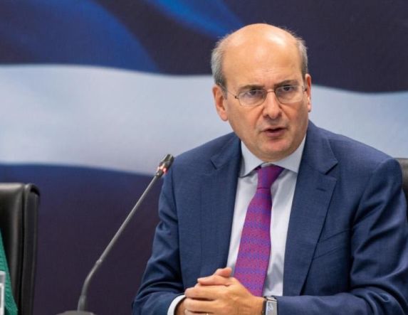 Μετά τον κυβερνητικό εκπρόσωπο  και ο Κωστής Χατζηδάκης  ανοίγει τη συζήτηση για άρση  της μονιμότητας στο Δημόσιο