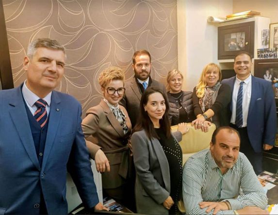 Μήνυμα του Γιώργου Χατζόγλου και της ομάδας του για τις εκλογές του Δικηγορικού Συλλόγου Βέροιας