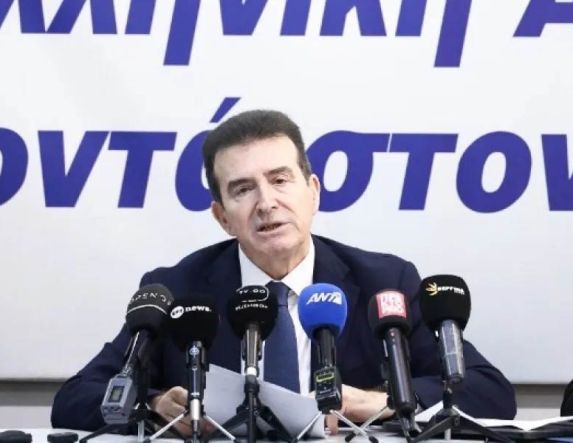 Χρυσοχοίδης: Ενδείξεις οπαδικού κινήτρου για την δολοφονία του 20χρονου στην Καλαμαριά -Για μετατόπιση της εγκληματικής δράσης εκτός γηπέδων, έκανε λόγο ο υπουργός Προστασίας του Πολίτη