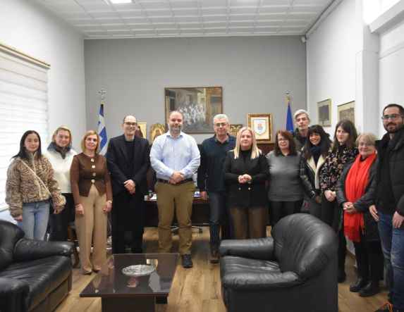 Υποδοχή νέων υπαλλήλων κοινωνικών δομών από τον Δήμαρχο Νάουσας
