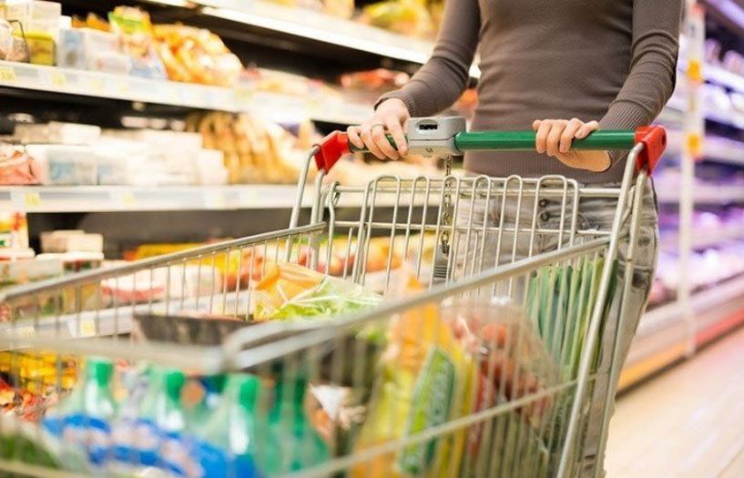 Υπουργείο Ανάπτυξης προς Σούπερ-Μάρκετ: Ποια προϊόντα περιλαμβάνονται στη λίστα για το «καλάθι του νοικοκυριού»