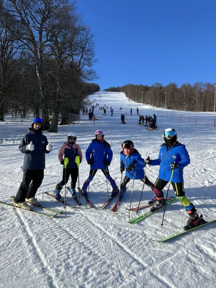 Πραγματοποιήθηκε το Σάββατο 14/02/2026 από τον ΕΟΣ Σερρών και την Ελληνική Ομοσπονδία Χειμερινών Αθλημάτων  στο χιονοδρομικό κέντρο Λαιλιά, το 1ο Κύπελλο κατηγορίας ΠΑΜΠ-ΠΑΓΚ Βόρειας και Νότιας Περιφέρειας