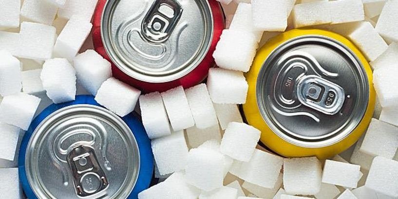 Αναψυκτικά με ζάχαρη: Να γιατί πρέπει να τα αποφεύγετε