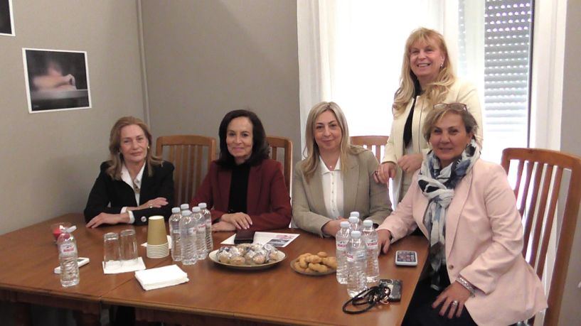 Επίσκεψη της  Άννας Διαμαντοπούλου στον «Έρασμο»