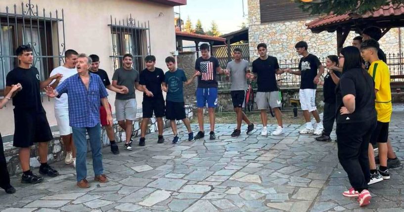 Εντυπωσιάζει σε όλες τις καλοκαιρινές εκδηλώσεις η Νεολαία Ξηρολιβάδου