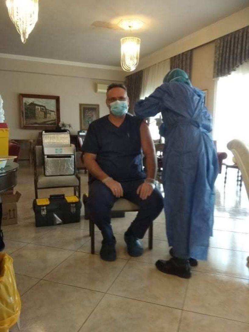 1.066 οι εμβολιασμοί στην Ημαθία – Χθες εμβολιάστηκαν εργαζόμενοι και τρόφιμοι του Γηροκομείου Βέροιας