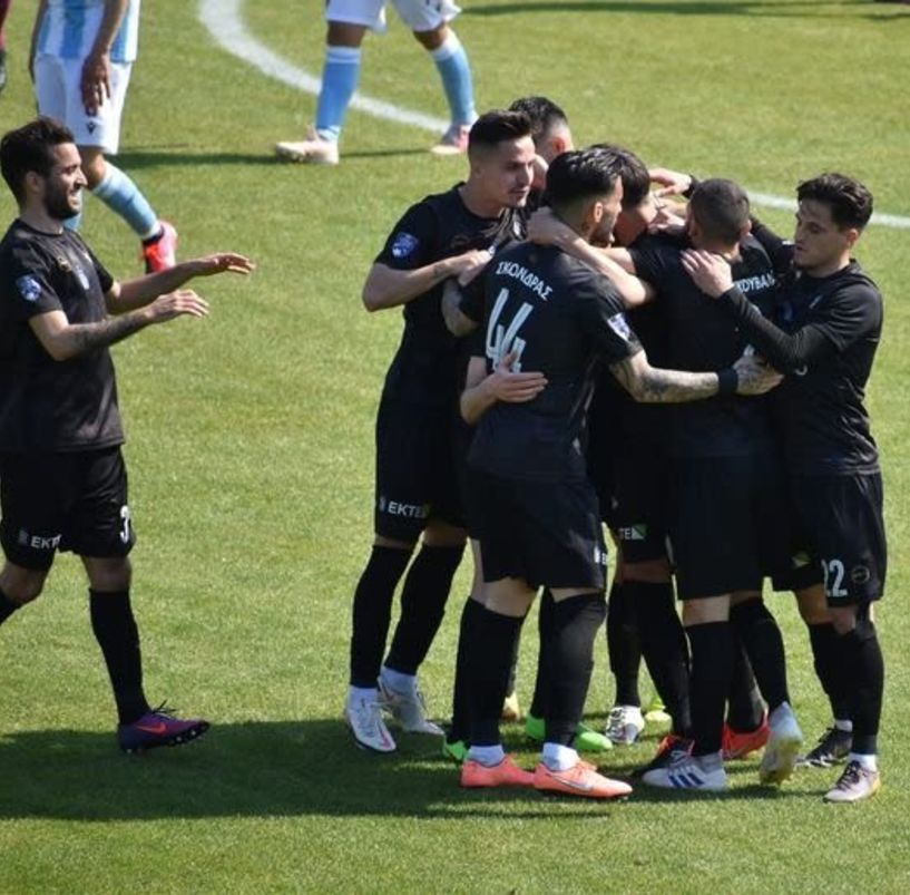 Με  νικη 3-0 ξεκίνησε η Βέροια επι της ΑΕΠ Κοζάνης 