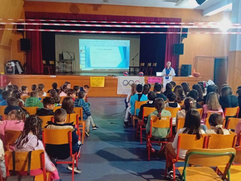 Η Πολύμνια Σαρέγκου  μοιράστηκε Ολυμπιακές Αξίες και Αθλητικά Ιδεώδη  με τους μαθητές του 10ου  Δημ. Σχολείου Βέροιας