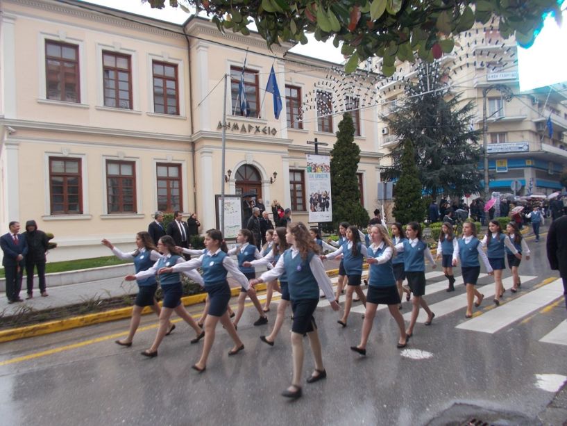 Κορωνοϊός: Ακυρώνονται οι παρελάσεις της 25ης Μαρτίου