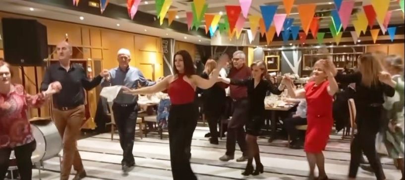 Το αποκριάτικο γλέντι  του Πολιτιστικού Ομίλου Ξηρολιβάδου