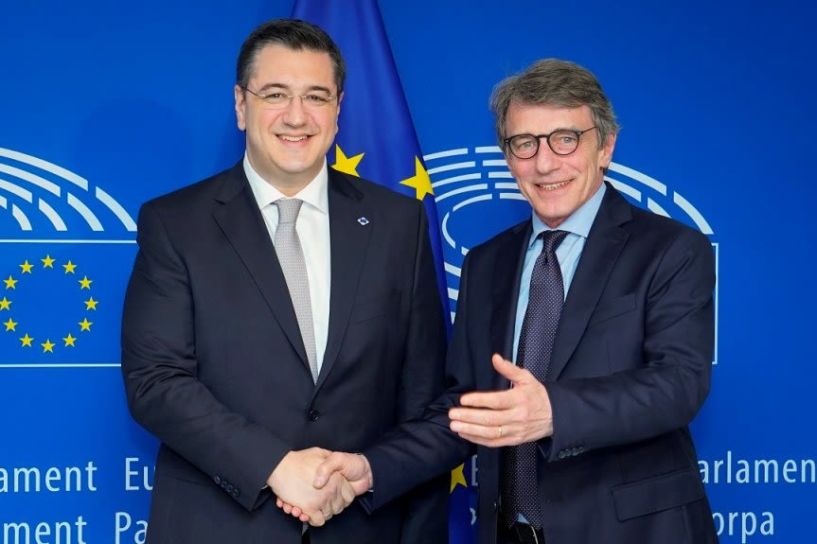Συνάντηση του Απόστολου Τζιτζικώστα με τον Πρόεδρο του Ευρωπαϊκού Κοινοβουλίου David Sassoli στις Βρυξέλλες