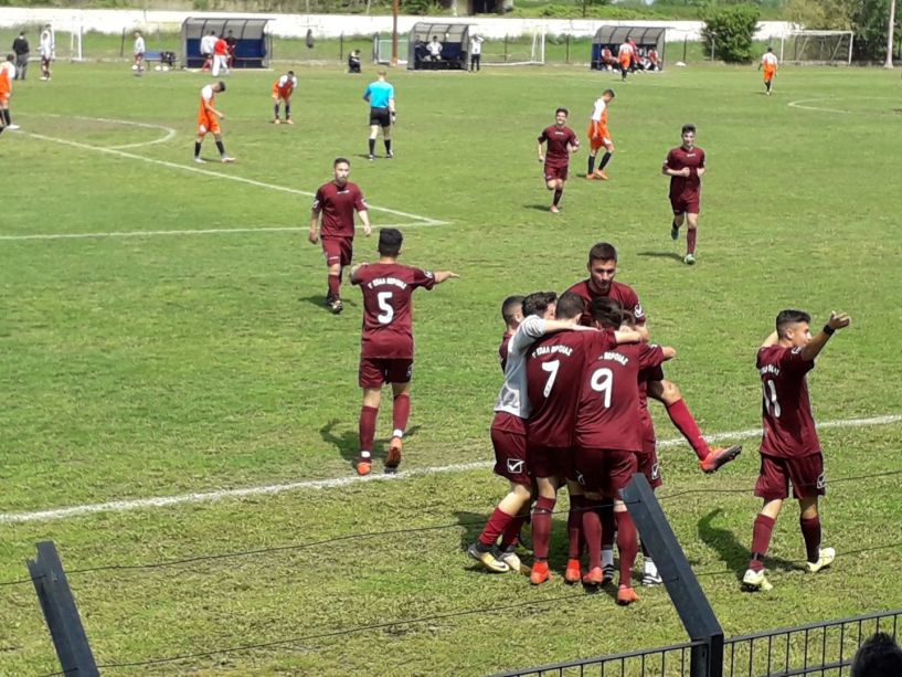 Σχολικό πρωτάθλημα ποδοσφαίρου.Ήττα με 1-3 του 1ου ΕΠΑΛ Βέροιας από το ΓΕΛ Αρναίας 