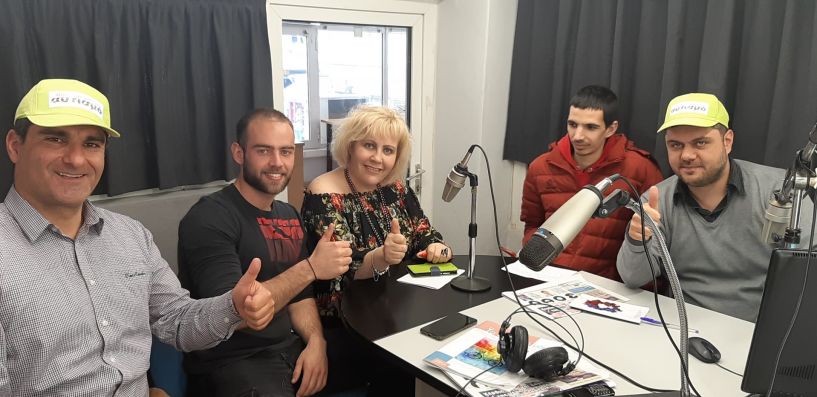 Τα «Παιδιά της Άνοιξης» μίλησαν στον ΑΚΟΥ 99.6  για την σημερινή δράση  για τον αυτισμό 