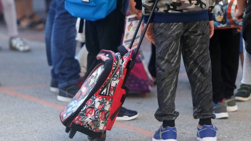 Τέλος η αργία για τη γιορτή των Τριών Ιεραρχών