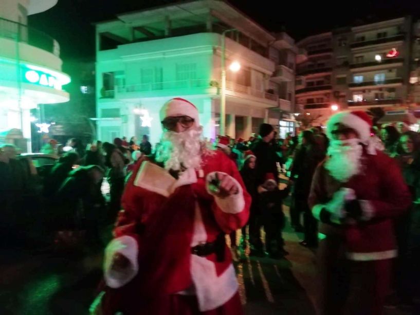 O Αϊ Βασίλης πήγε στη Νάουσα...  με roller!