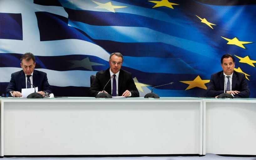 Αυτά είναι τα δέκα νέα οικονομικά μέτρα από το υπουργείο Οικονομικών - Τι θα γίνει με εισφορές, επιχειρήσεις, εργαζόμενους και ελεύθερους επαγγελματίες