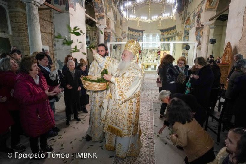 Στην Παλιά Μητρόπολη Βέροιας έγινε το πρωί η Πρώτη Ανάσταση   