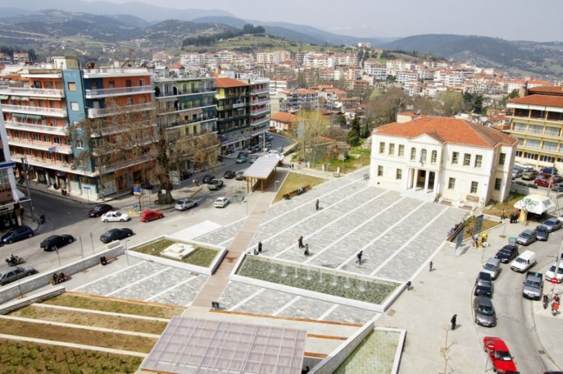 Επιστολές. Πλατεία Ωρολογίου. Εμφάνιση και πραγματικότητα