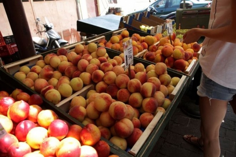 Παραμένουν αυξημένοι οι ρυθμοί στις εξαγωγές φρούτων