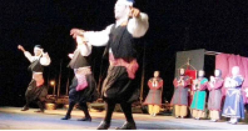 Επέστρεψε το χορευτικό τμήμα   των Μικρασιατών από τη Λευκάδα