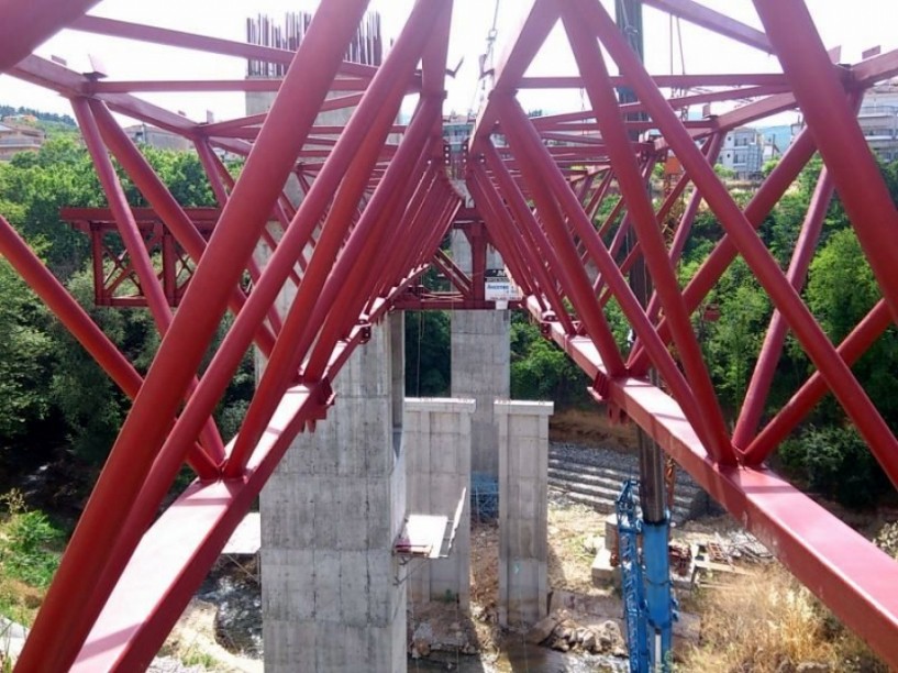 Βοργιαζίδης για τη γέφυρα Κούσιου: Νέα μελέτη και νέα δημοπρασία ολοκληρώνουν το έργο. Μαρκούλης: Ένα σύννεφο καλύπτει την πόλη