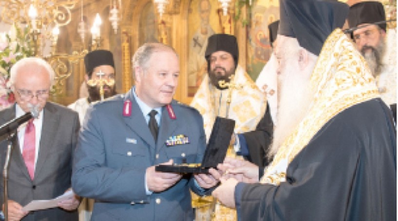 ΜΕ το χρυσό Σταυρό της Σουμελιώτισσας  τιμήθηκε ο Αρχηγός της ΕΛ.ΑΣ