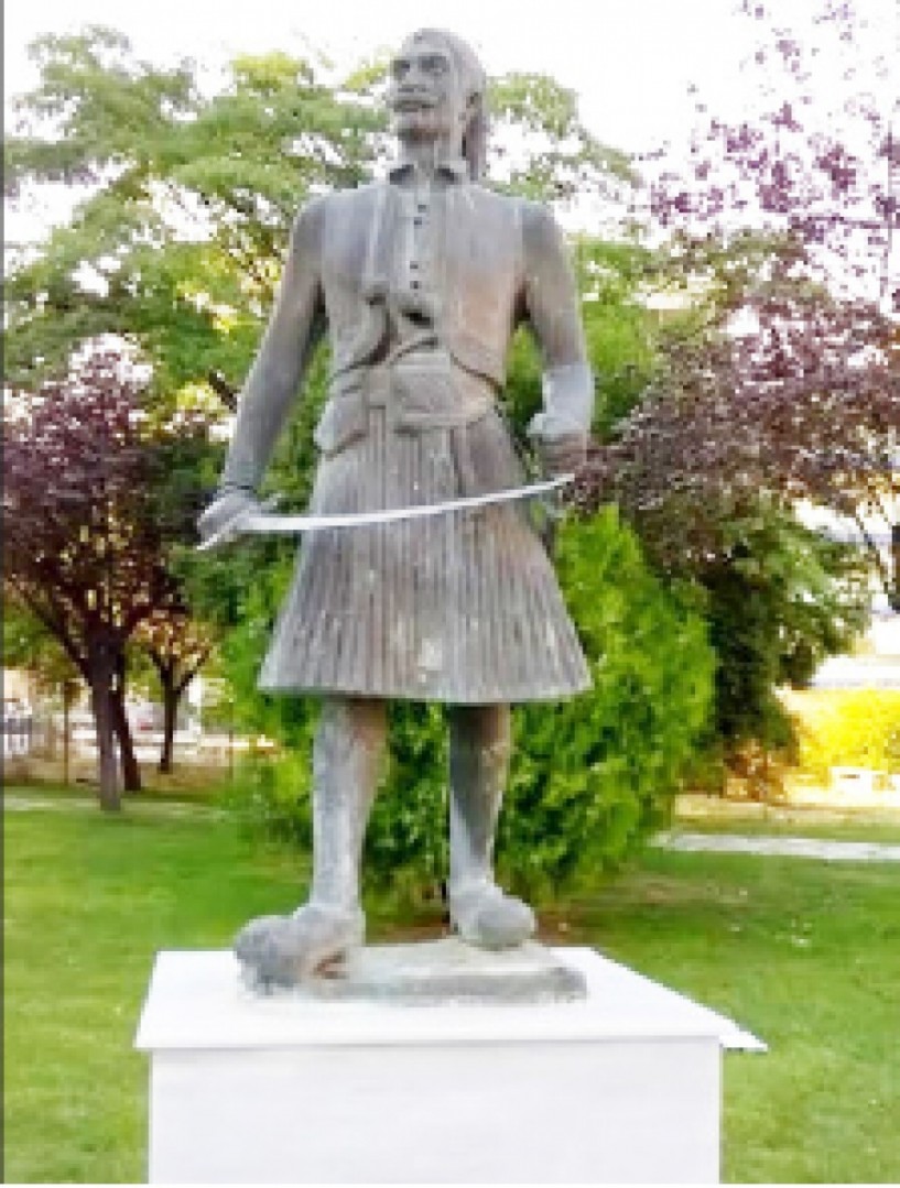 «Ανώνυμος» ακόμα  ο Τάσος Καρατάσος