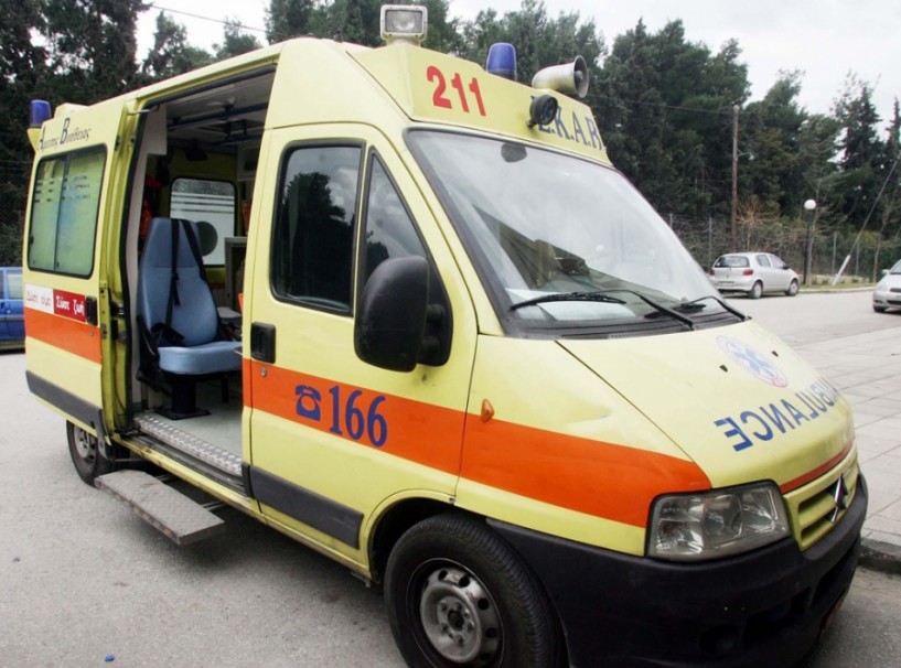 Το Σωματείο   Εργαζομένων   του Νοσοκομείου   Βέροιας καταγγέλλει   την έλλειψη  τραυματιοφορέων 