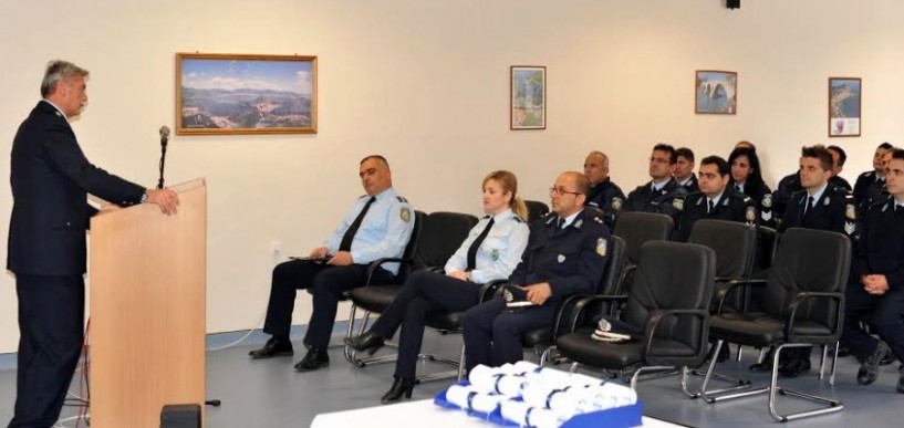 Απονομή πιστοποιητικών σε 20 αστυνομικούς από την Αστυνομική Ακαδημία Βέροιας