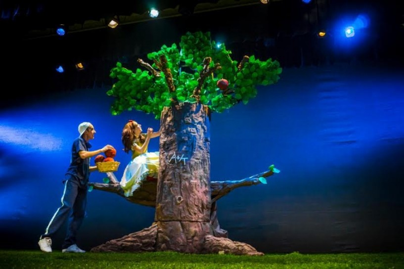 ΔΗΠΕΘΕ Βέροιας - Παιδική Σκηνή 2016 – 2017. «Το Δέντρο που Έδινε», του Σελ Σιλβερστάιν