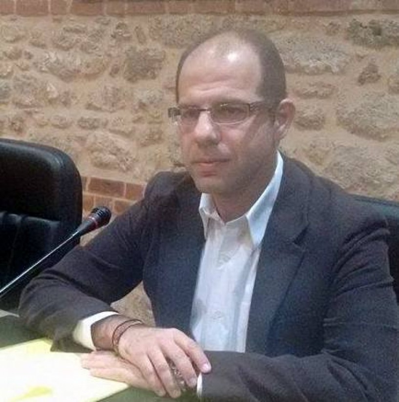 Η πολιτική των δρόμων και των διαδρόμων