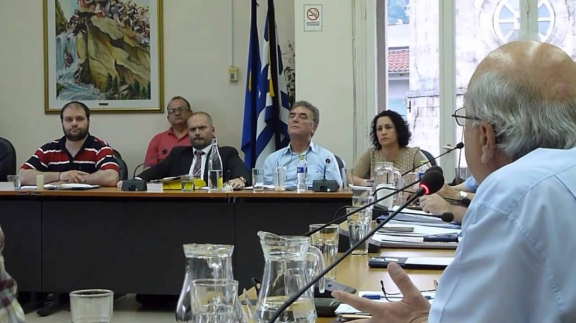 Αξιοποίηση ορεινού όγκου Βερμίου, σχέδιο διαχείρισης απορριμμάτων και χριστουγεννιάτικο χωριό στο δημοτικό συμβούλιο Νάουσας