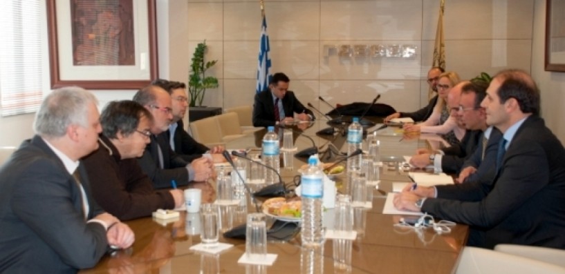 Συνάντηση Απόστολου Βεσυρόπουλου με το προεδρείο της ΓΣΕΒΕΕ